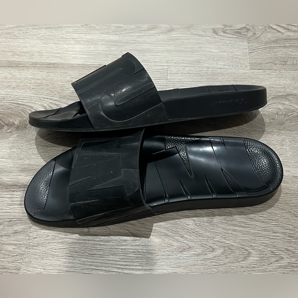 Jimmy Choo Rey Logo Slides - Picture 2 of 3